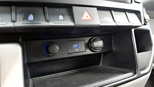Hyundai 쏠라티 15 2024 13