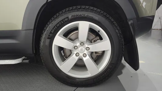 Land Rover (L663) 110 D300 HSE 2021 21