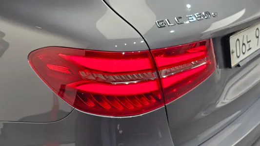 Mercedes-Benz GLC-Class X253 GLC350e 4MATIC 2019 23