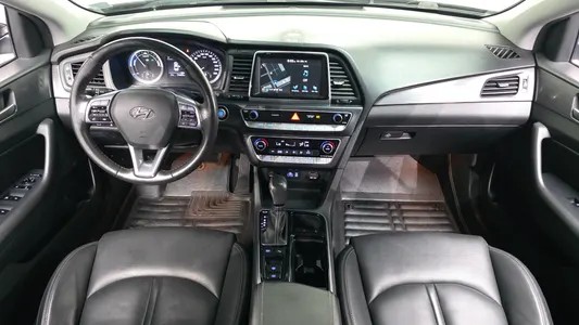 Hyundai 쏘나타 라이즈 하이브리드 2017 7