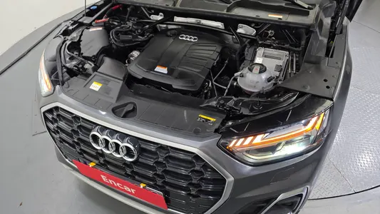 Audi Q5 (FY) 40 TDI 2022 6