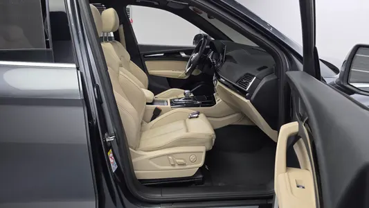 Audi Q5 (FY) 40 TDI 2022 12