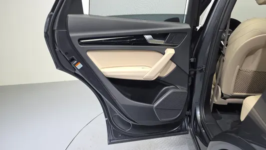 Audi Q5 (FY) 40 TDI 2022 25