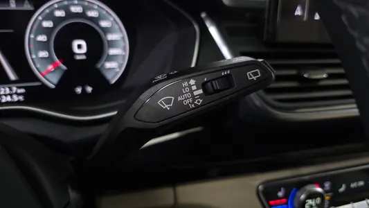 Audi Q5 (FY) 40 TDI 2022 28