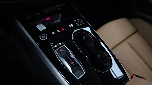 Audi A5 (B10) 40 TFSI S Line 2025 9