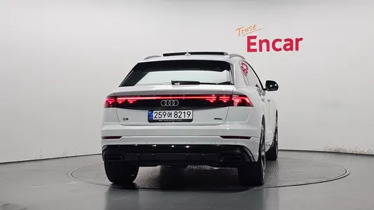 Audi Q8 (4M) 55 TFSI 2025 4