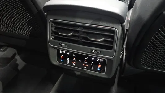 Audi Q8 (4M) 55 TFSI 2025 31