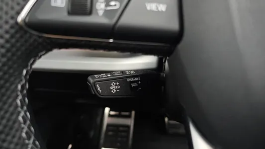 Audi Q8 (4M) 55 TFSI 2025 35