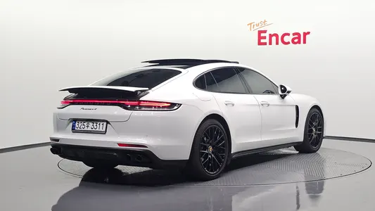 Porsche (971) 2.9 AWD 2021
