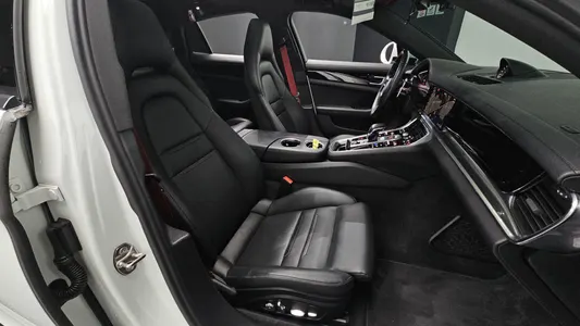 Porsche (971) 2.9 AWD 2021 26