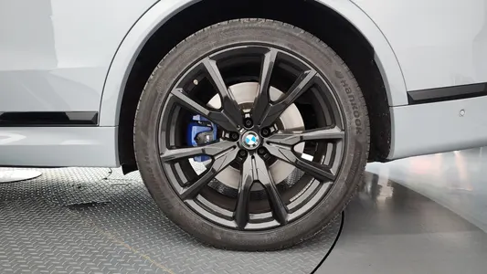BMW X7 (G07) M60i xDrive M 6 2024 21