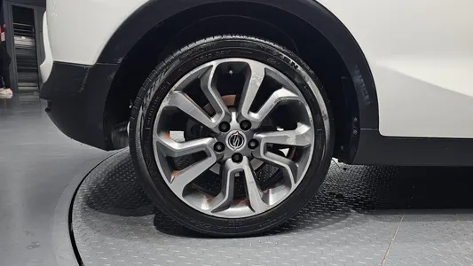 KG Mobility Tivoli LX 2WD 2015 4