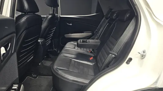 KG Mobility Tivoli LX 2WD 2015 11