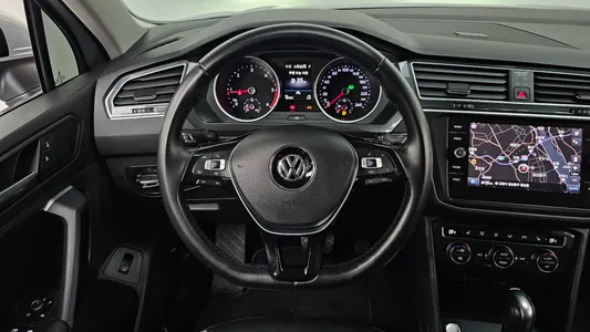 Volkswagen 2 2.0 TDI 2019 13