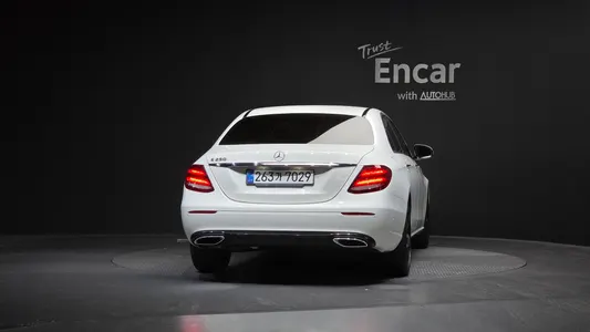 Mercedes-Benz E-Class W213 E250 2020 4