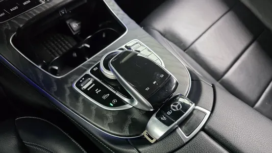 Mercedes-Benz E-Class W213 E250 2020 17