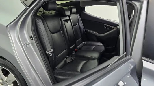 Hyundai MD M16 GDI 2012 12