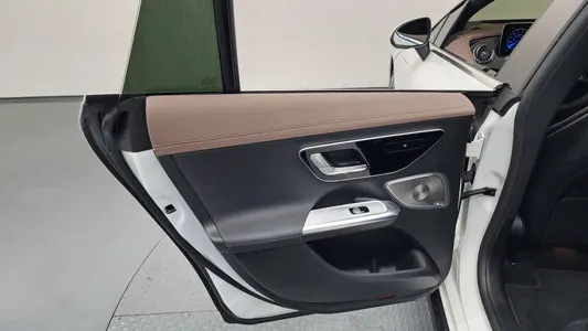 Mercedes-Benz EQE V295 EQE350+ 2023 25