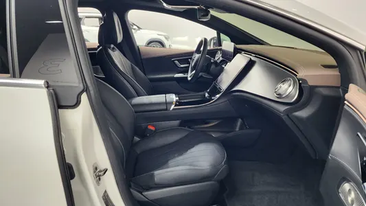 Mercedes-Benz EQE V295 EQE350+ 2023 26