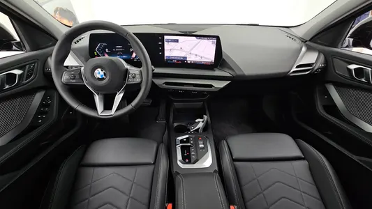 BMW 1 Series (F70) 120 2025 7