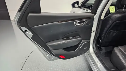 Renault Korea SM6 2.0 GDe RE 2016 25
