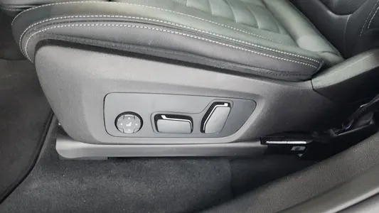BMW X4 (G02) xDrive20i M 2024 31