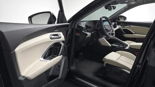 Audi Q5 (80A) 45 TFSI S Line 2025 9