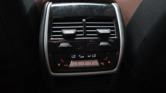 BMW X5 (G05) xDrive 40i M 2023 32