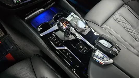 BMW 6 Series GT (G32) 630i xDrive M 2023 9