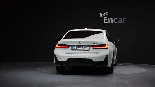 BMW 3 Series (G20) 320i M 2026 4