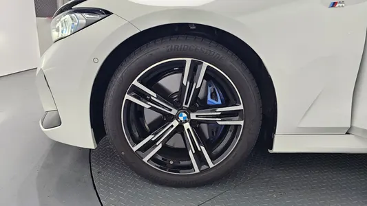 BMW 3 Series (G20) 320i M 2026 5