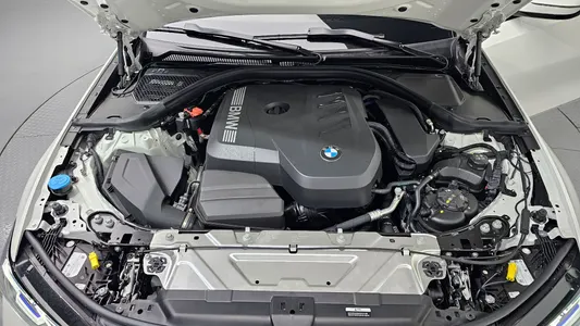 BMW 3 Series (G20) 320i M 2026 6