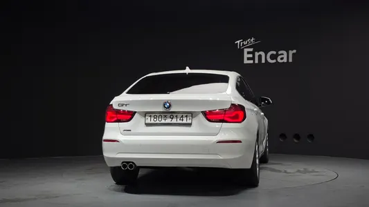 BMW 3 Series GT (F34) GT 320d xDrive 2019 4