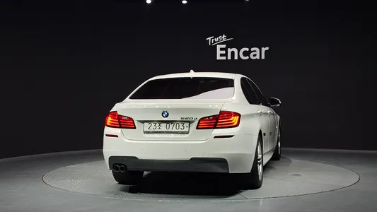 BMW 5 Series (F10) 520d M 2016 4