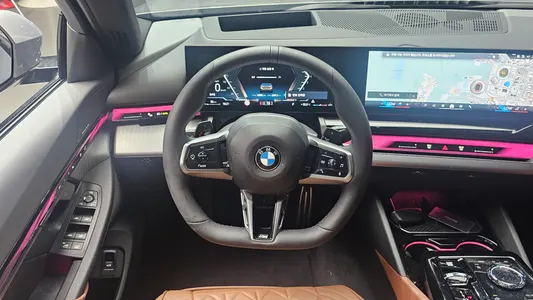 BMW 5 Series (G60) 530i xDrive M 2025 13