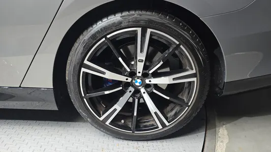 BMW 5 Series (G60) 530i xDrive M 2025 21