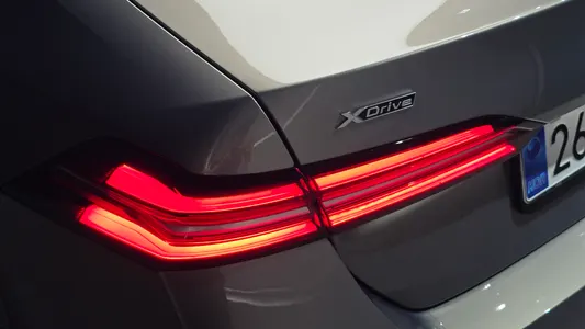 BMW 5 Series (G60) 530i xDrive M 2025 23