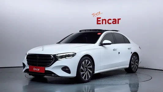Mercedes-Benz E-Class W214 E300 4MATIC 2024