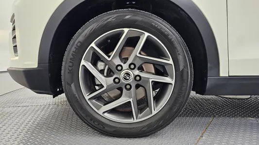 KG Mobility 베리 티볼리 1.5 2WD 2022 5