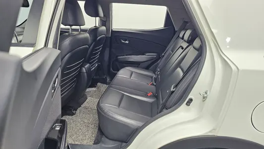 KG Mobility 베리 티볼리 1.5 2WD 2022 11