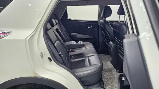 KG Mobility 베리 티볼리 1.5 2WD 2022 17
