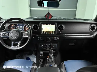 Jeep (JL) 2.0 4 2019 7