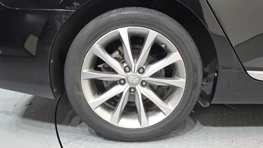 Hyundai Grandeur HG HG300 2015 5