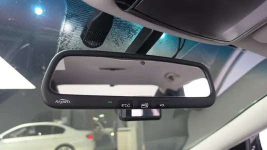 Hyundai Grandeur HG HG300 2015 17