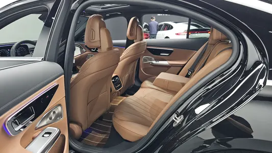 Mercedes-Benz E-Class W214 E450 4MATIC 2024 12
