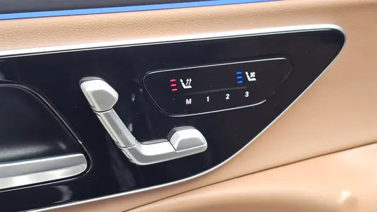 Mercedes-Benz E-Class W214 E450 4MATIC 2024 27