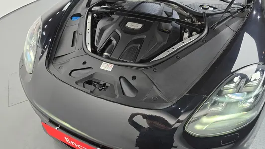 Porsche (971) 3.0 AWD 2020 6