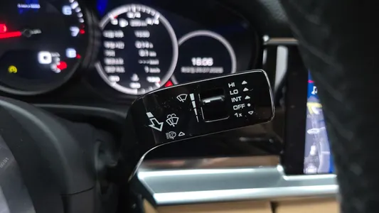 Porsche (971) 3.0 AWD 2020 18