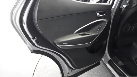 Hyundai DM (e-VGT) 2.0 2WD 2013 25