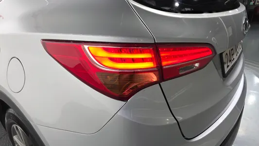Hyundai DM (e-VGT) 2.0 2WD 2013 23